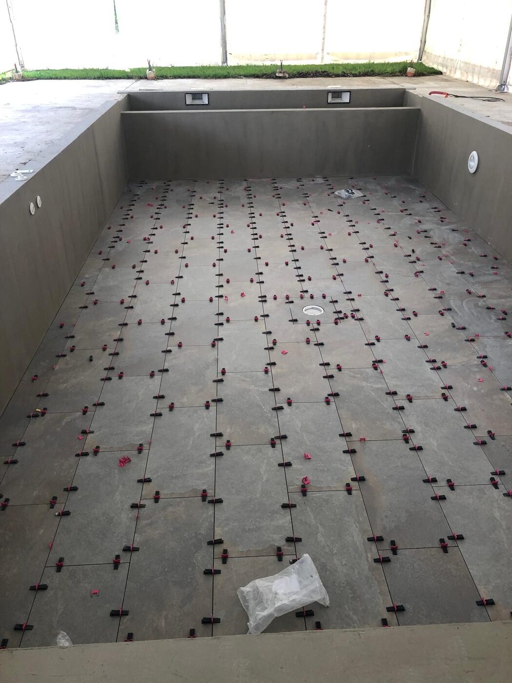 Piscine finition carrelage